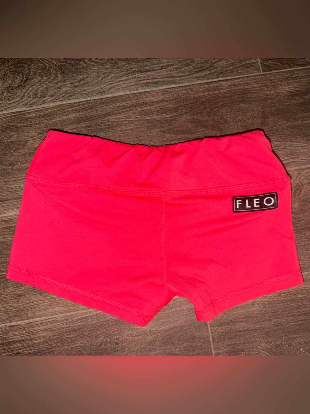 FLEO Women's Hot Pink Performance Shorts
2.5” Low Rise